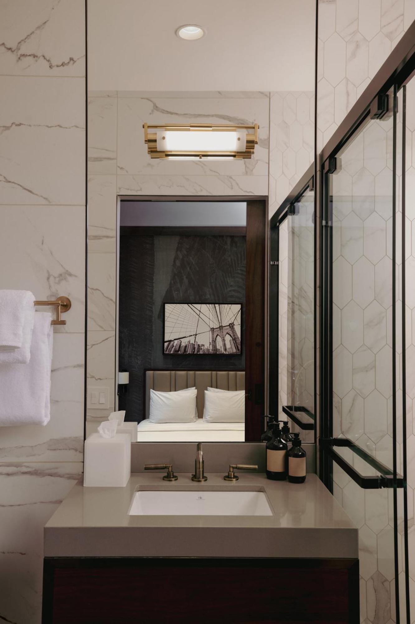 Hotel The Cloud One New York-downtown, By The One Group 4*